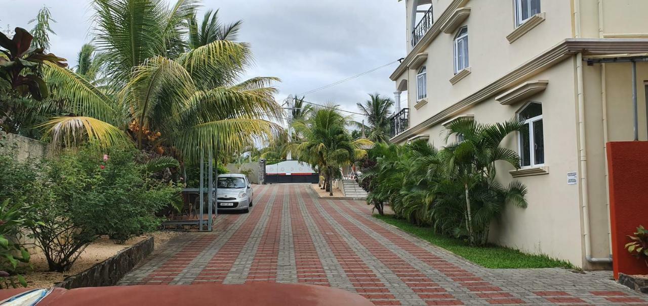 Paradise Hill Grand Baie Exterior photo